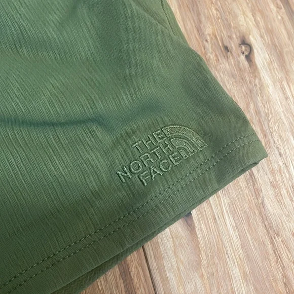 The North Face Women's Aphrodite Shorts - Picture 2 of 11